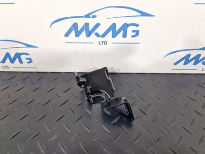 19-ON MERCEDES BENZ CLA C118 REAR RIGHT LOAD COMPARTMENT BRACKET A1776802203