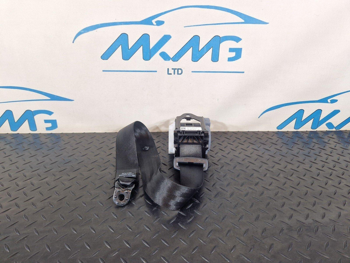 10-17 AUDI A8 4H REAR MIDDLE CENTER SEAT BELT 4H0857737A 4H0857807H