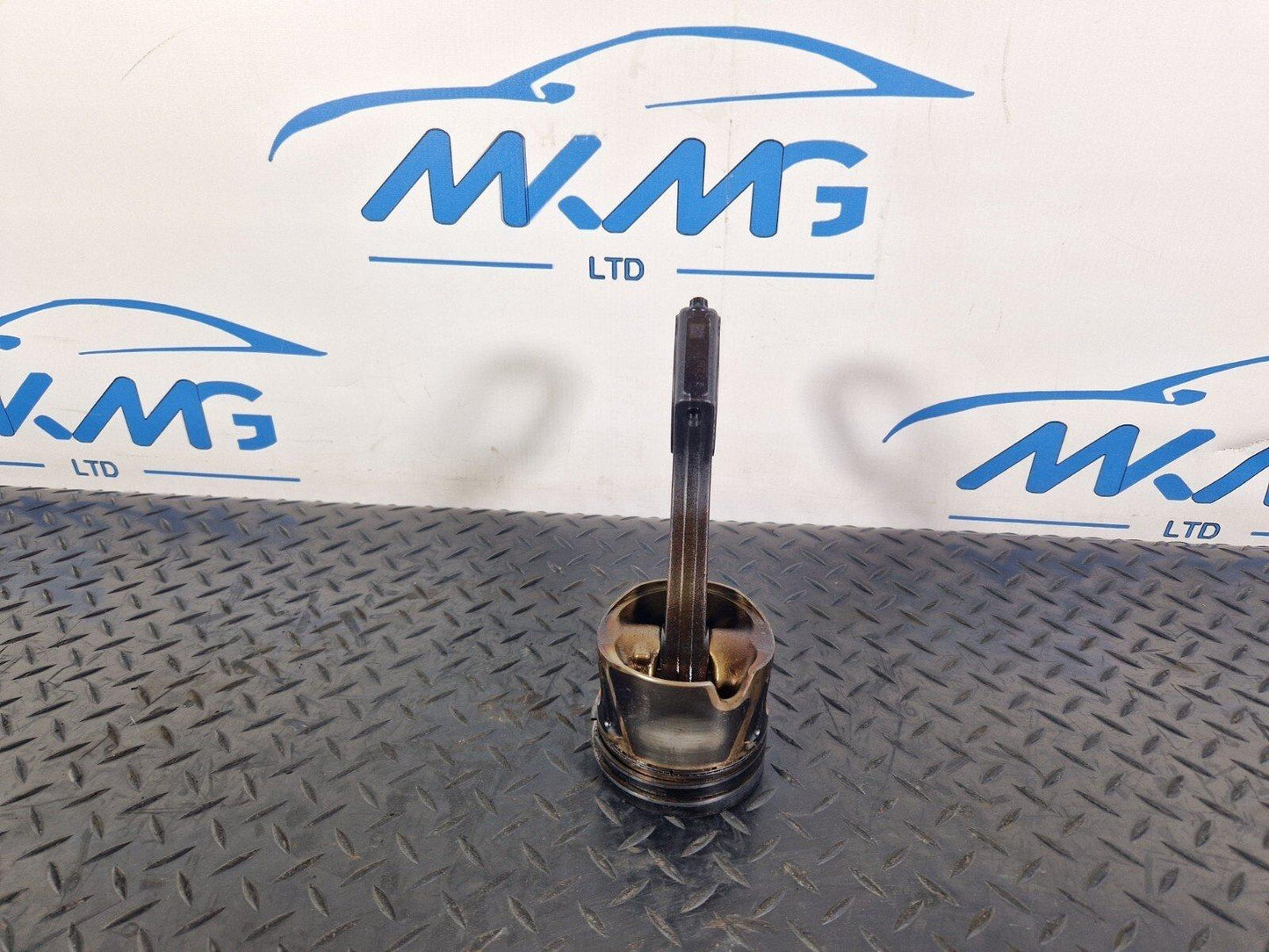 14-21 MERCEDES BENZ C300h W205 COMPLETE PISTON WITH CON ROD 65100