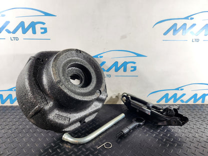 Skoda Octavia MK2 FL (1Z) Station Wagon Jack Tool Kit 1Z0012115B 1K0011031S
