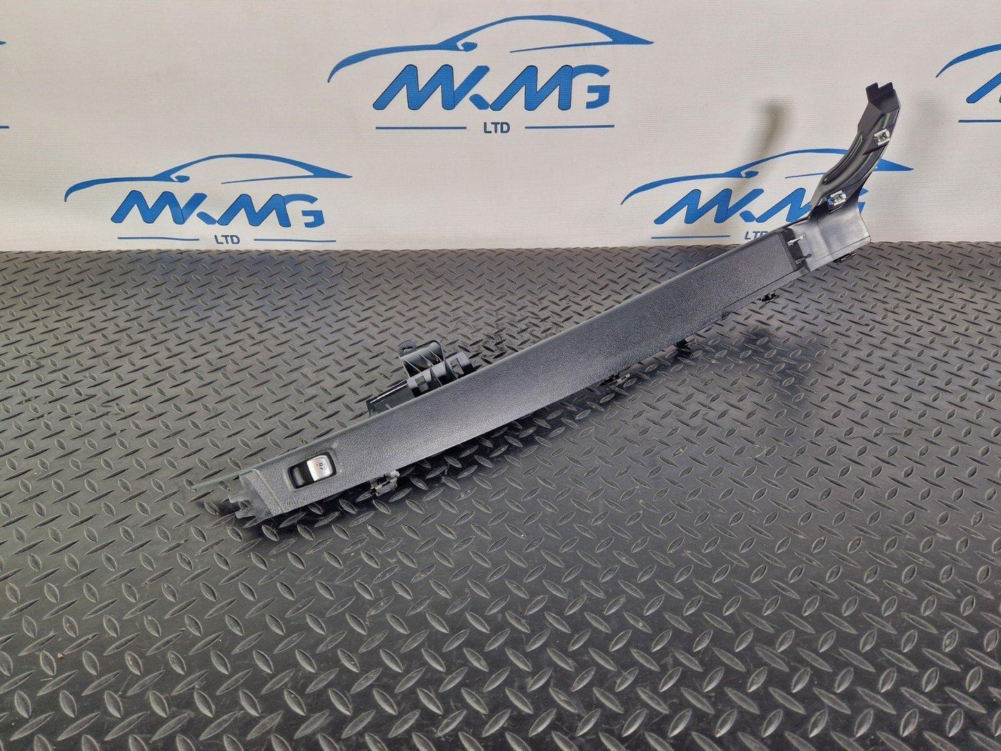 14-21 MERCEDES BENZ C300h W205 REAR RIGHT INNER ARCH TRIM A2056903705