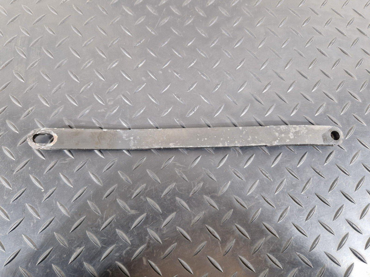 14-21 MERCEDES BENZ C300h W205 REINFORCEMENT RADIATOR SUPPORT STRUT A2056201700