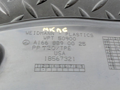 11-19 MERCEDES BENZ ML W166 FRONT RIGHT O/S WING FENDER COVER SEAL A1668890025