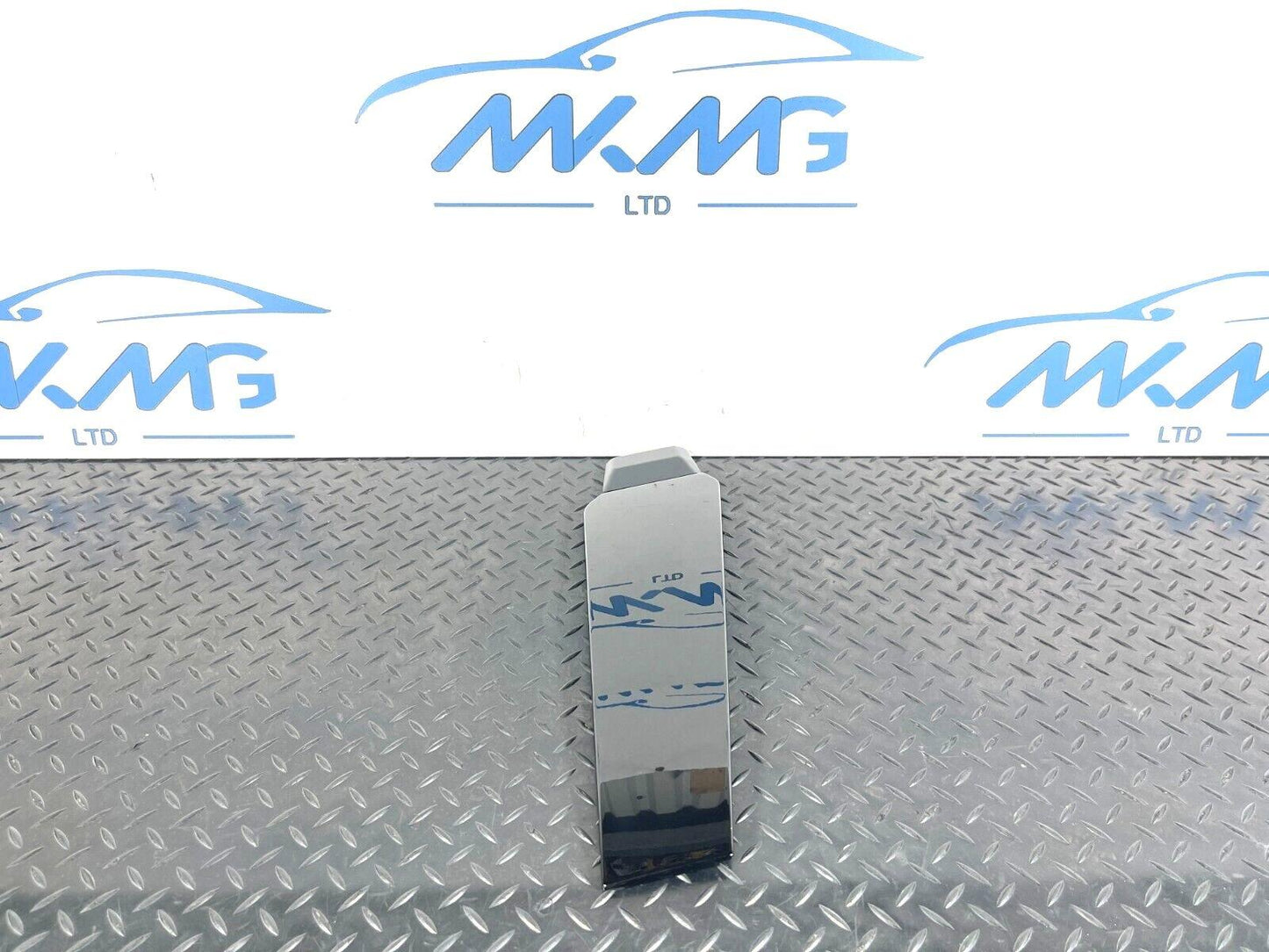 16-23 AUDI A5 F5 SPORTBACK S-LINE LEFT SIDE EXTERIOR B-PILLAR COVER 8W8853289