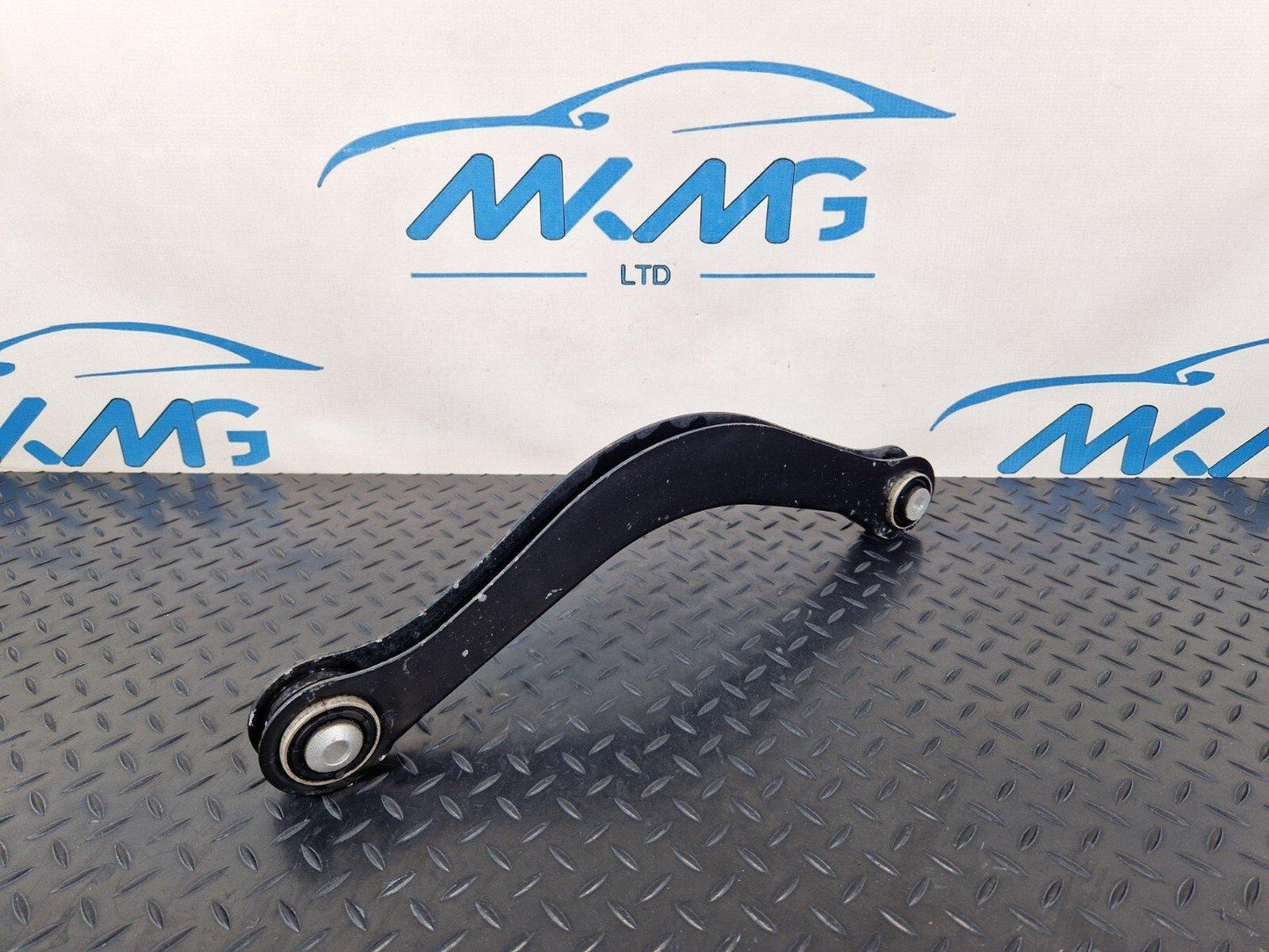 16-19 AUDI A4 B9 GENUINE OEM REAR LEFT N/S CONTROL ARM 8W0505397E