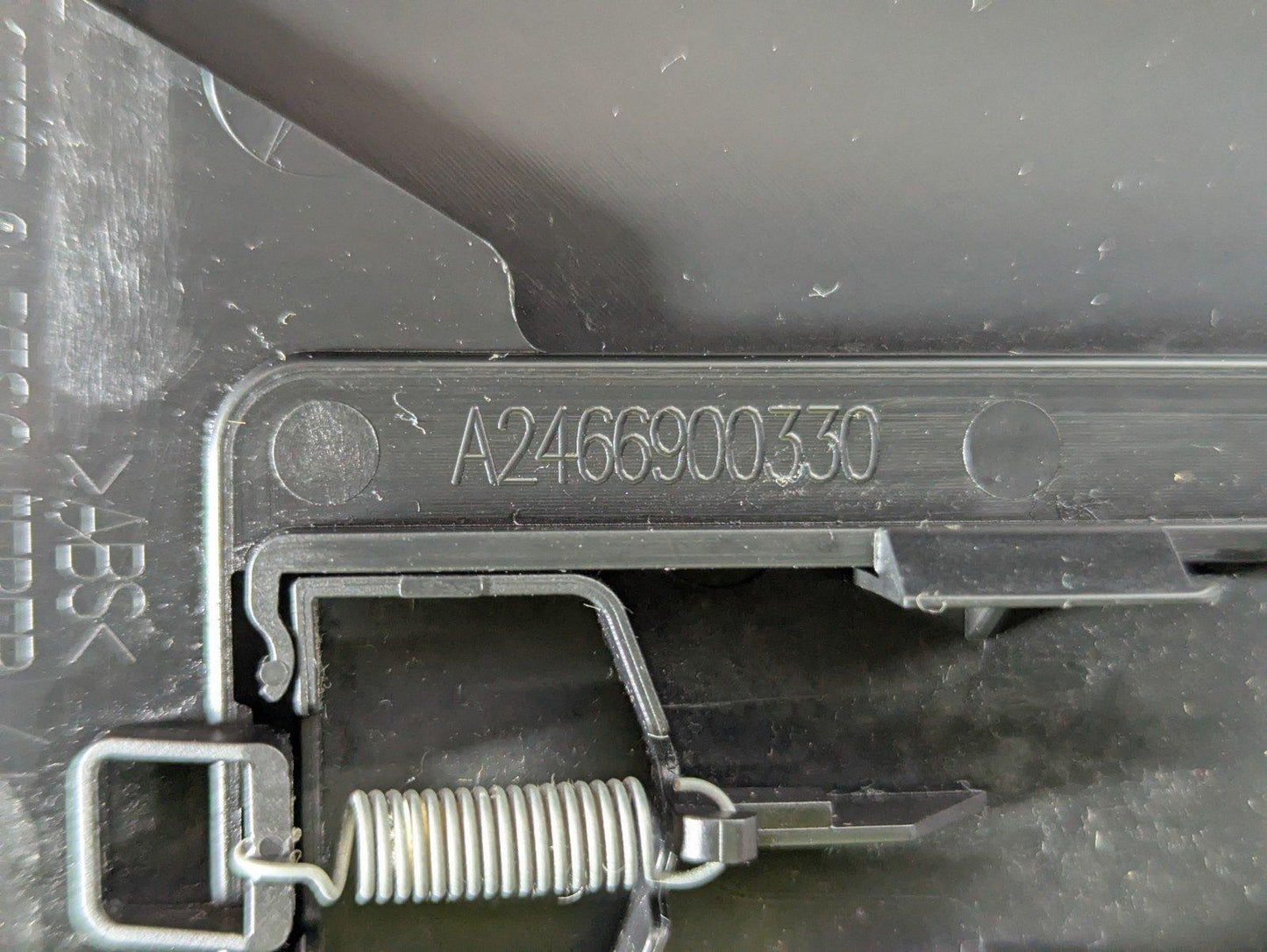 13-19 MERCEDES BENZ CLA C117 GENUINE LEFT SIDE B PILLAR TRIM A1176900525