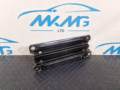 18-ON MERCEDES BENZ A CLASS W177 OEM UNDERBODY PANEL MOUNT BRACKET A1776161900