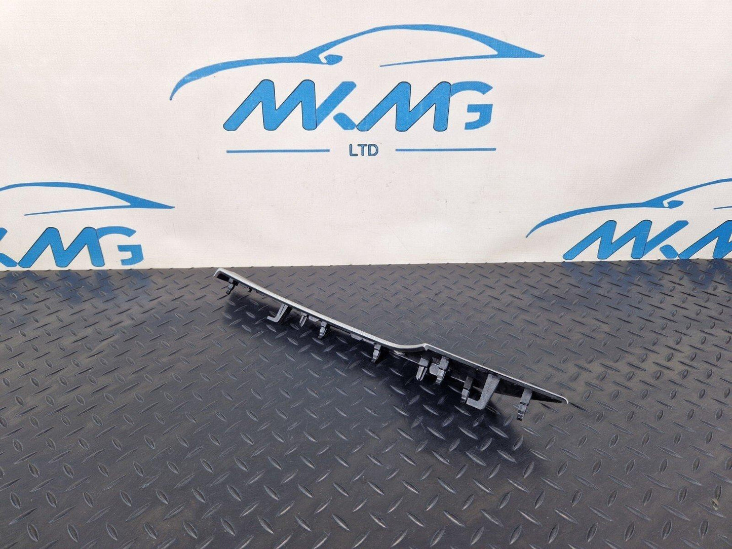 16-19 AUDI A4 B9 GENUINE REAR LEFT N/S DOOR CARD PANEL TRIM 8W0867419