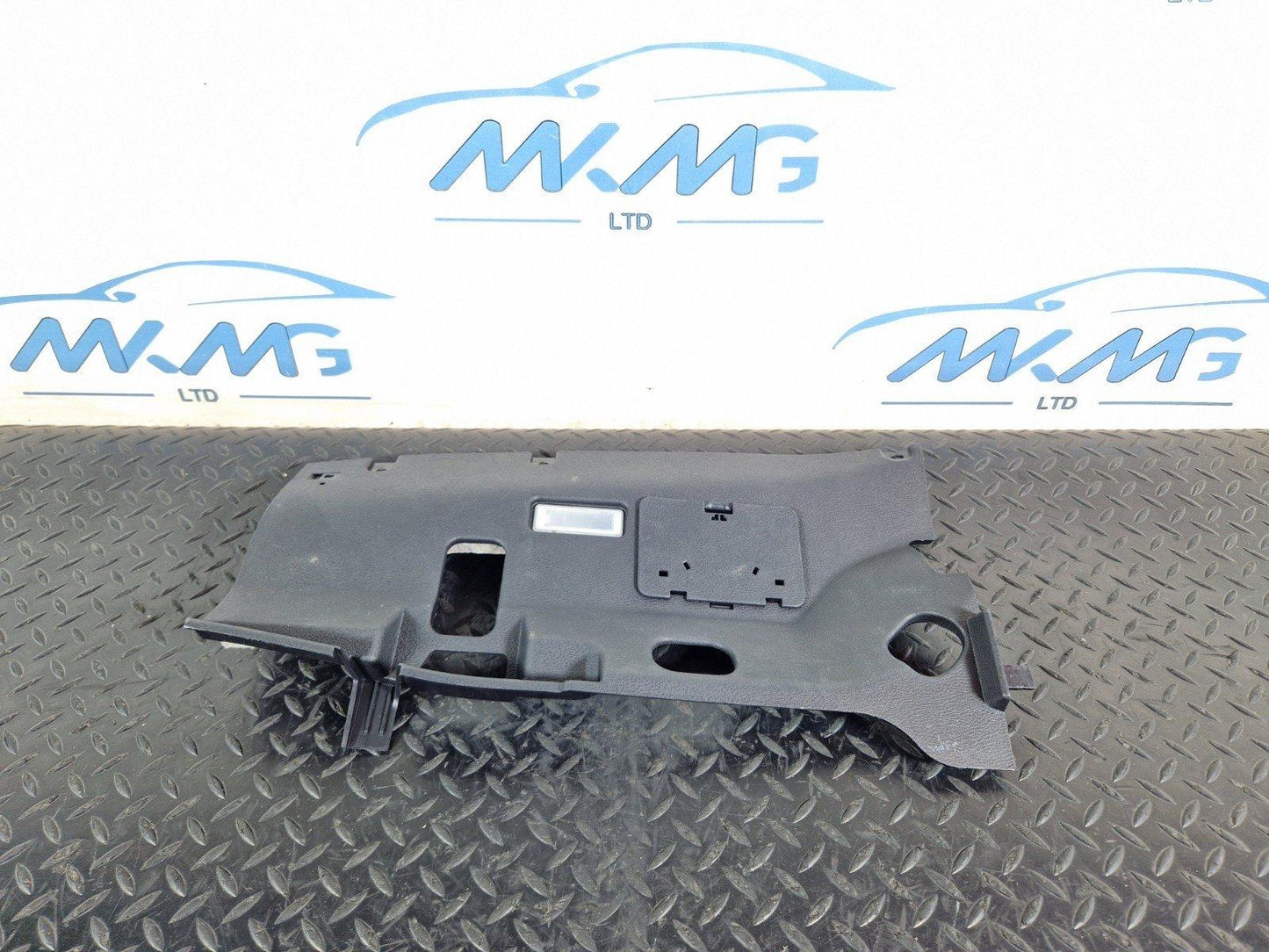 BMW X5 E70 RIGHT LOWER DASHBOARD TRIM COVER 716179305