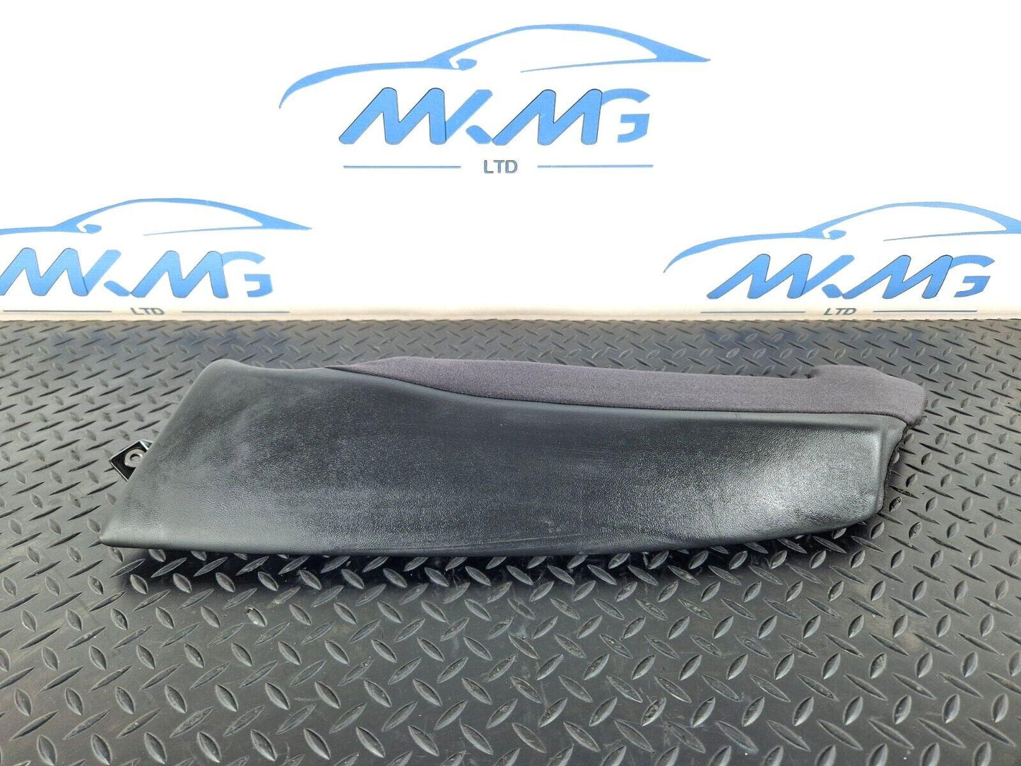 16-19 AUDI A4 B9 S-LINE OEM REAR LEFT PASSENGER SIDE LEATHER BOLSTER 8W0885703