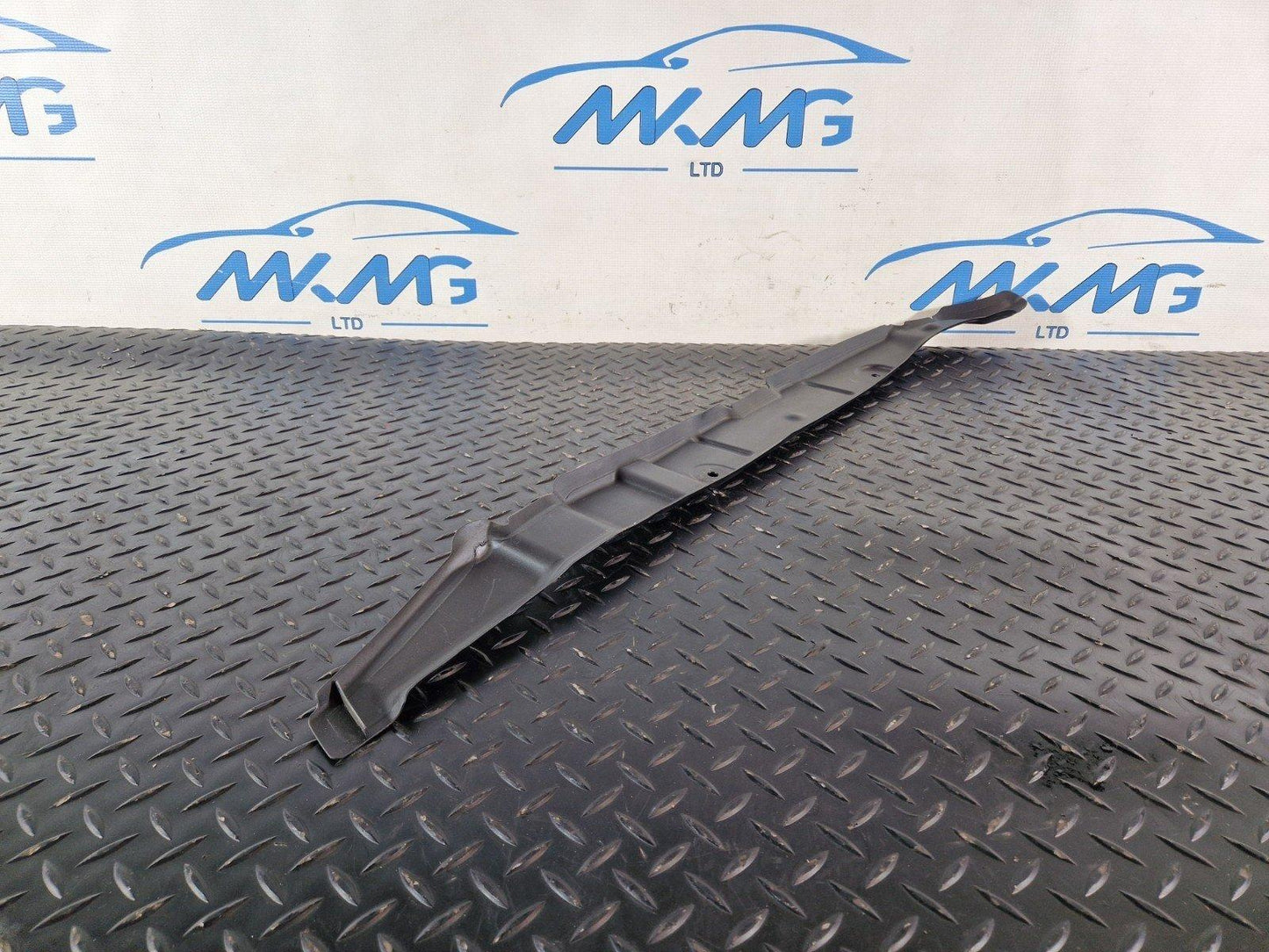 16-20 AUDI Q7 4M GENUINE FRONT LEFT N/S WING PANEL COVER TRIM 4M0821111