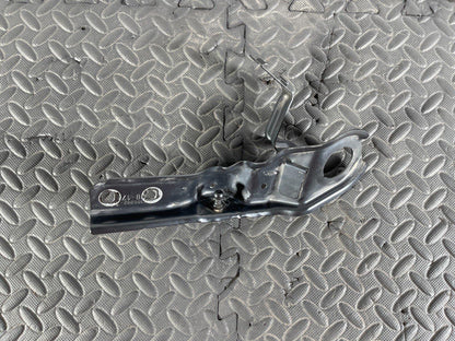 16-22 BMW X1 F48 GENUINE FRONT RIGHT DRIVER SIDE BONNET STRUT BRACKET 7355992