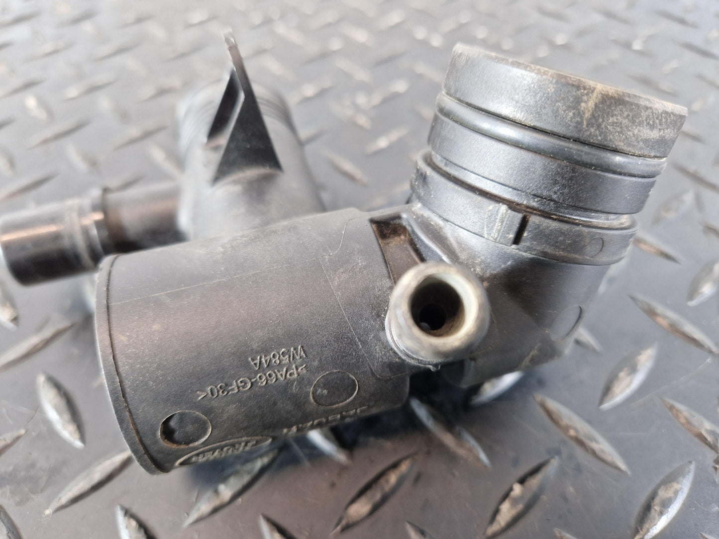 Land Rover Range Rover Evoque L551 2.0 Petrol Coolant Thermostat W584A