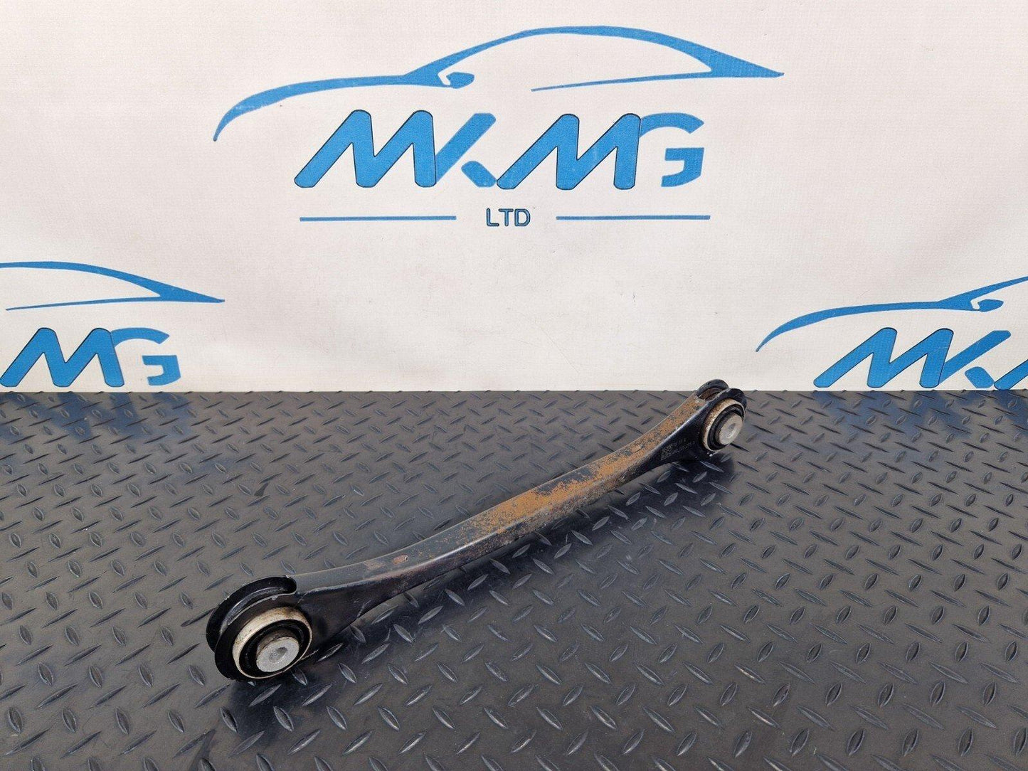 16-19 AUDI A4 B9 GENUINE OEM REAR LEFT N/S LOWER CONTROL ARM 4M0505291D