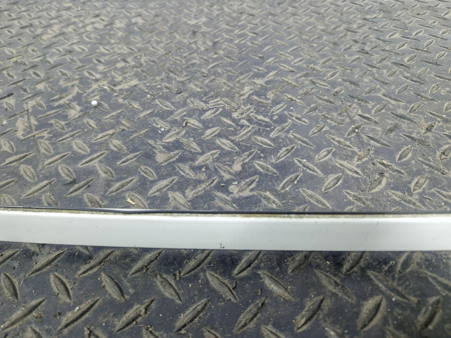 BMW 1 Series F20 F21 Front Left Side Upper Roof Rail Trim Genuine 7240685