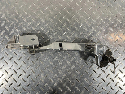 14-21 MERCEDES BENZ C300h W205 CABLES HOLDER BRACKET N/S A2055462180
