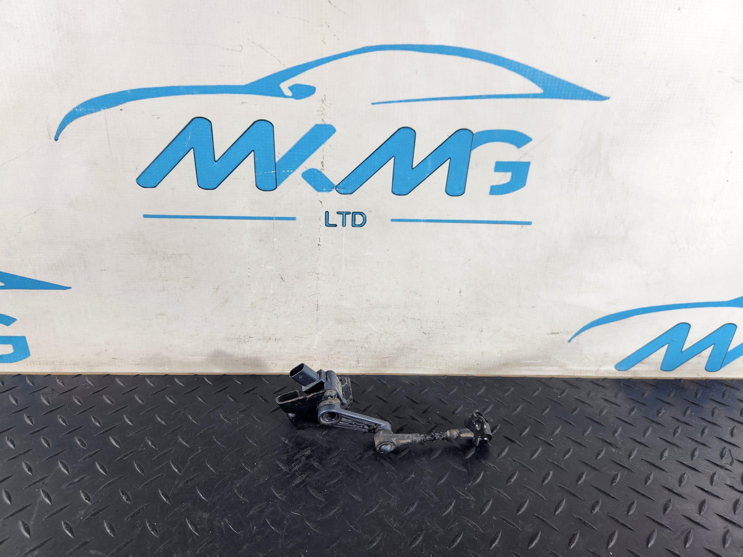 Land Rover Range Rover Evoque L551 SUV Rear Height Level Sensor R9C3-3C097-AA