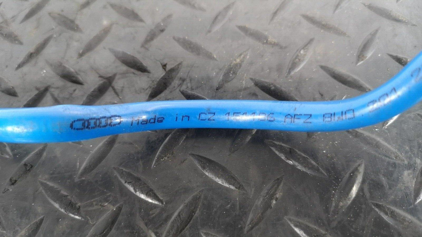16-19 AUDI A4 B9 S-LINE GENUINE 2.0TDI SALOON FUEL RETURN PIPE 8W0201220