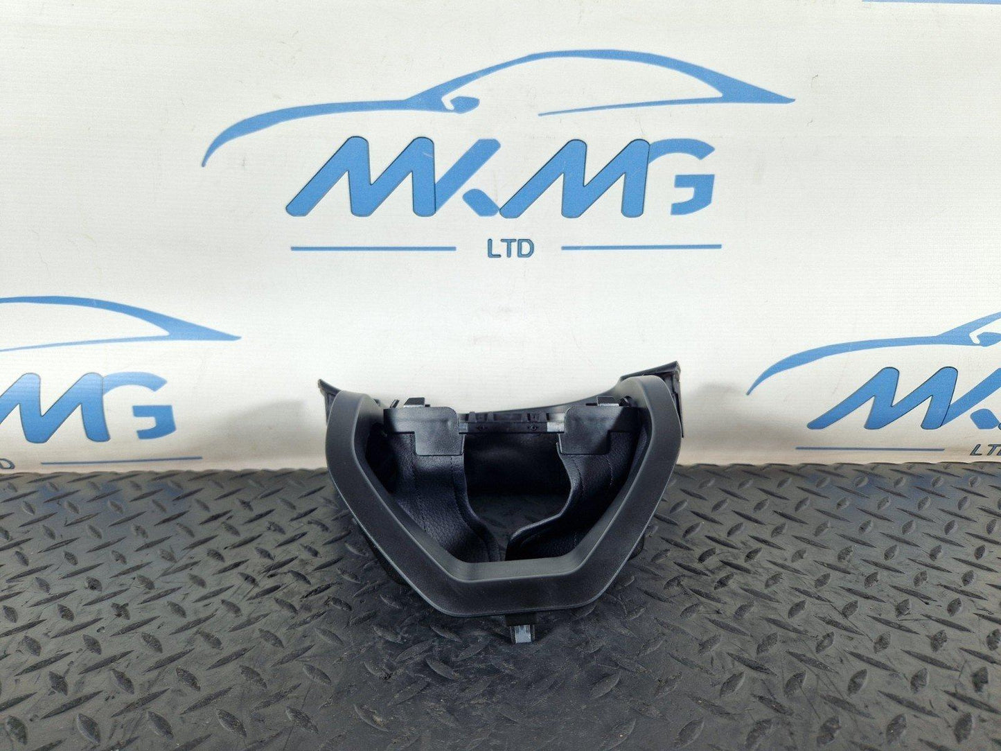11-19 MERCEDES BENZ ML W166 OEM STEERING WHEEL COLUMN SURROUND TRIM A1666803407