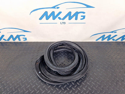16-19 AUDI A4 AVANT B9 3.0 S-LINE GENUINE REAR RIGHT SIDE DOOR SEAL 8W9833721