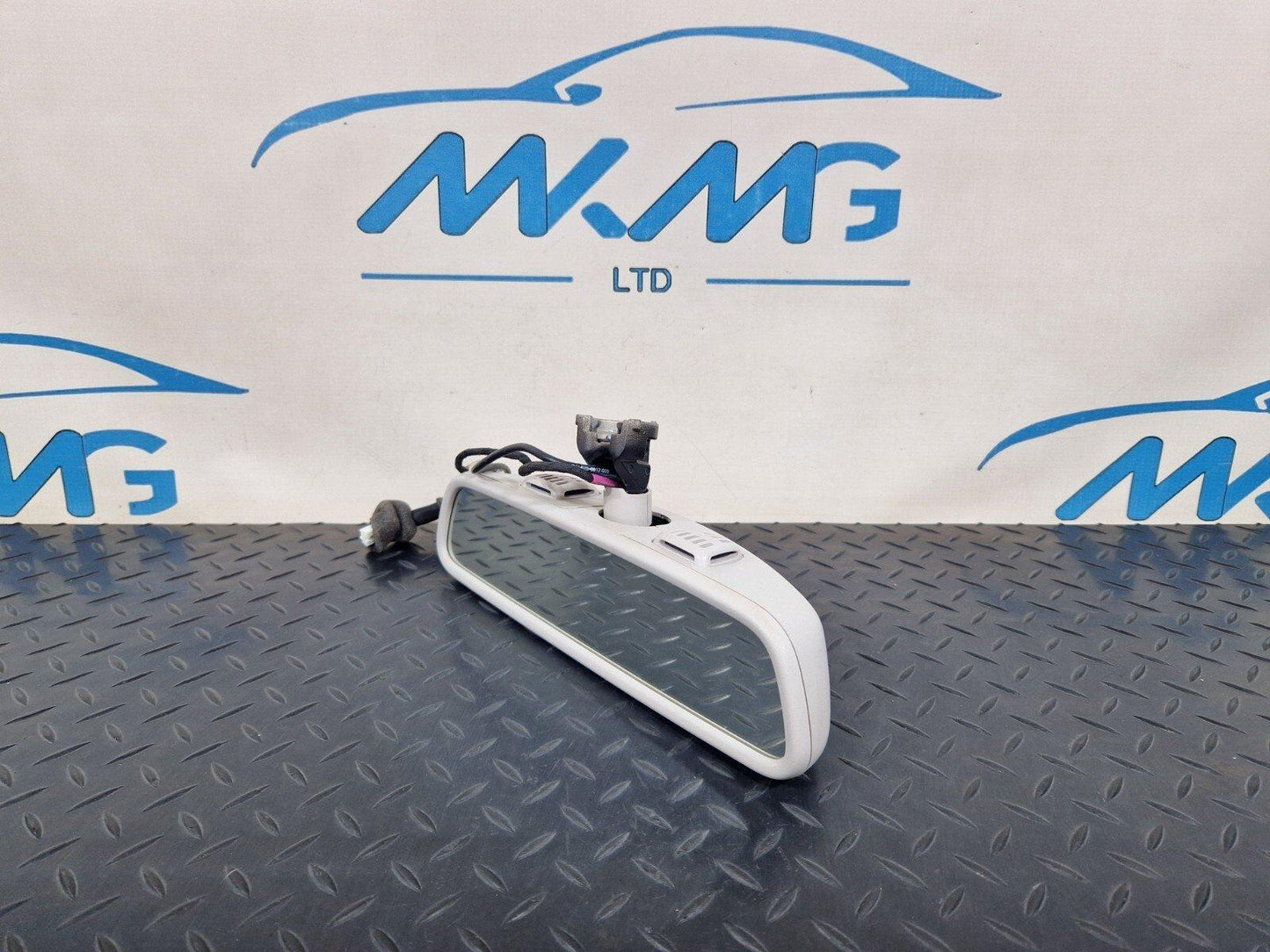 14-21 MERCEDES BENZ C200d W205 GENUINE OEM INTERIOR REAR VIEW MIRROR A2228100217