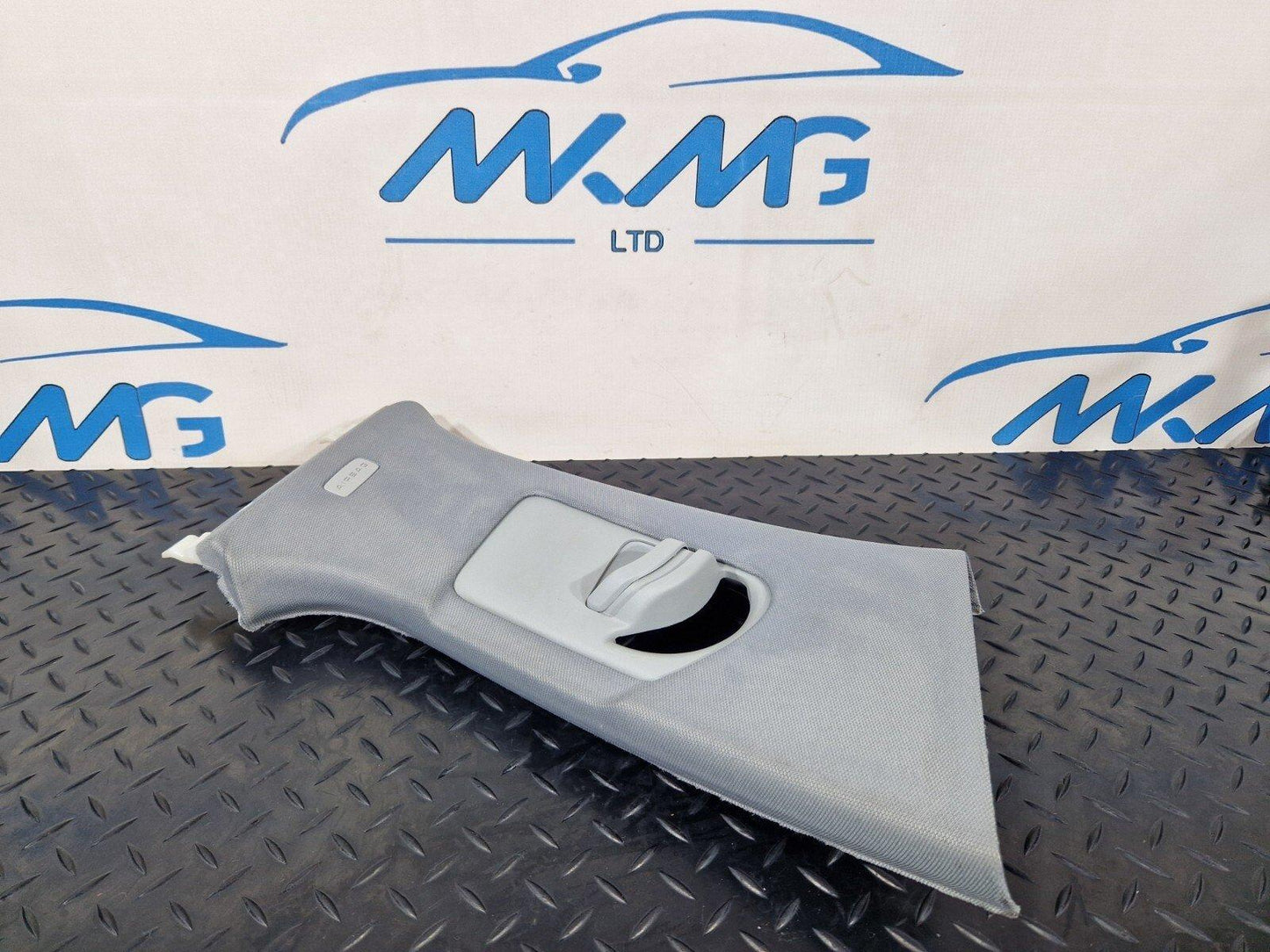 16-19 AUDI A4 B9 S-LINE GENUINE RIGHT O/S B-PILLAR TRIM COVER 8W0867244C