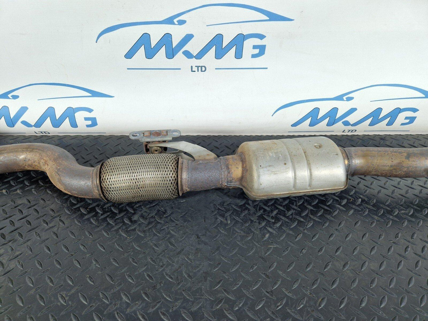 10-17 AUDI A8 4H EXHAUST FLEX PIPE & SILENCER FITS LEFT & RIGHT 8K0253211C