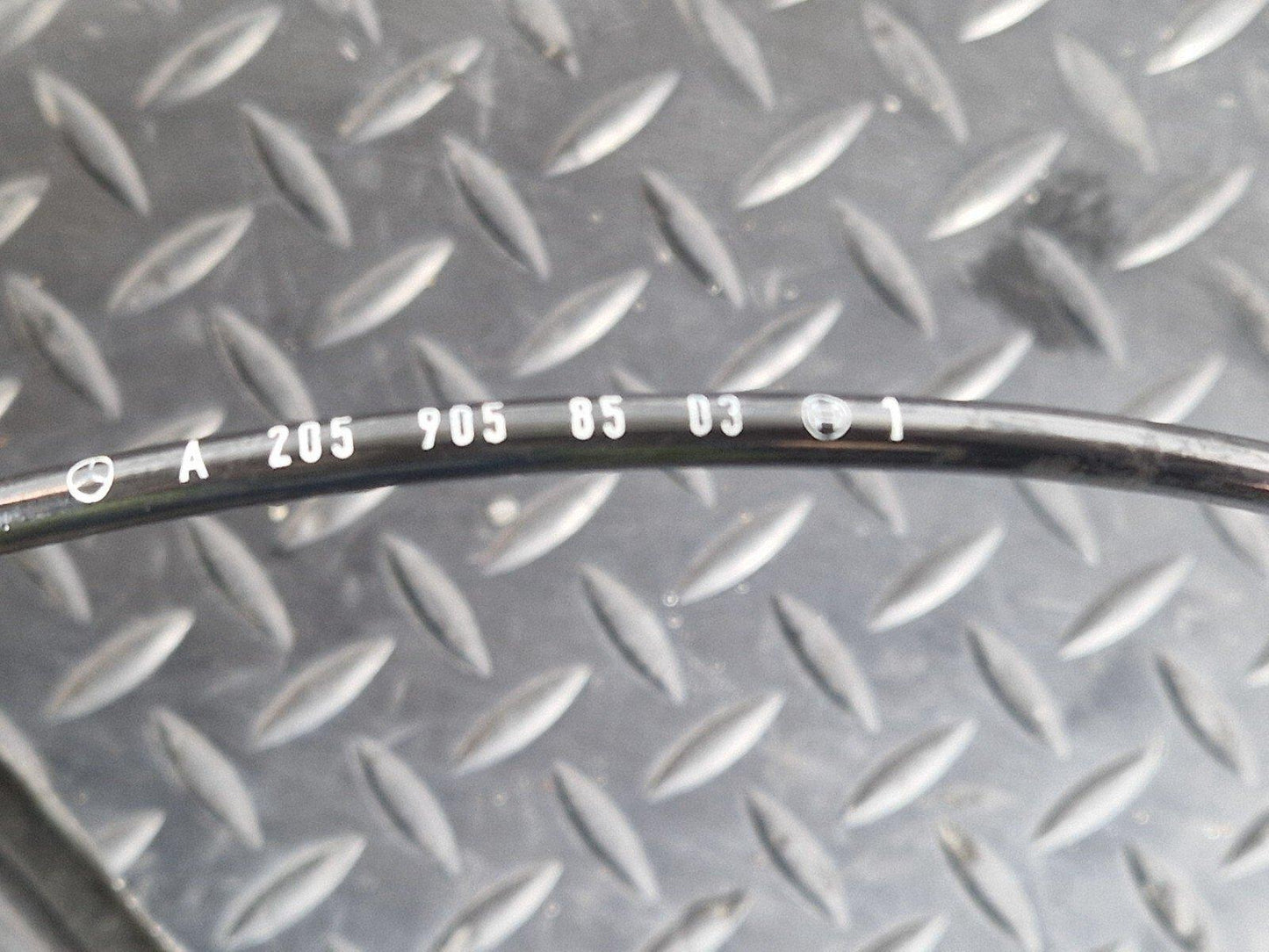 14-21 MERCEDES BENZ C200 W205 REAR LEFT N/S WHEEL HUB CARRIER A2053500141