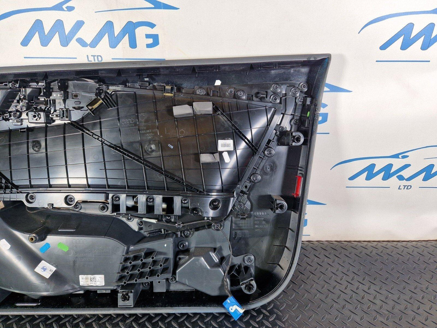 16-24 AUDI A5 F5 COUPE FRONT LEFT PASSENGER SIDE DOOR CARD 8W6867133 8W6867105