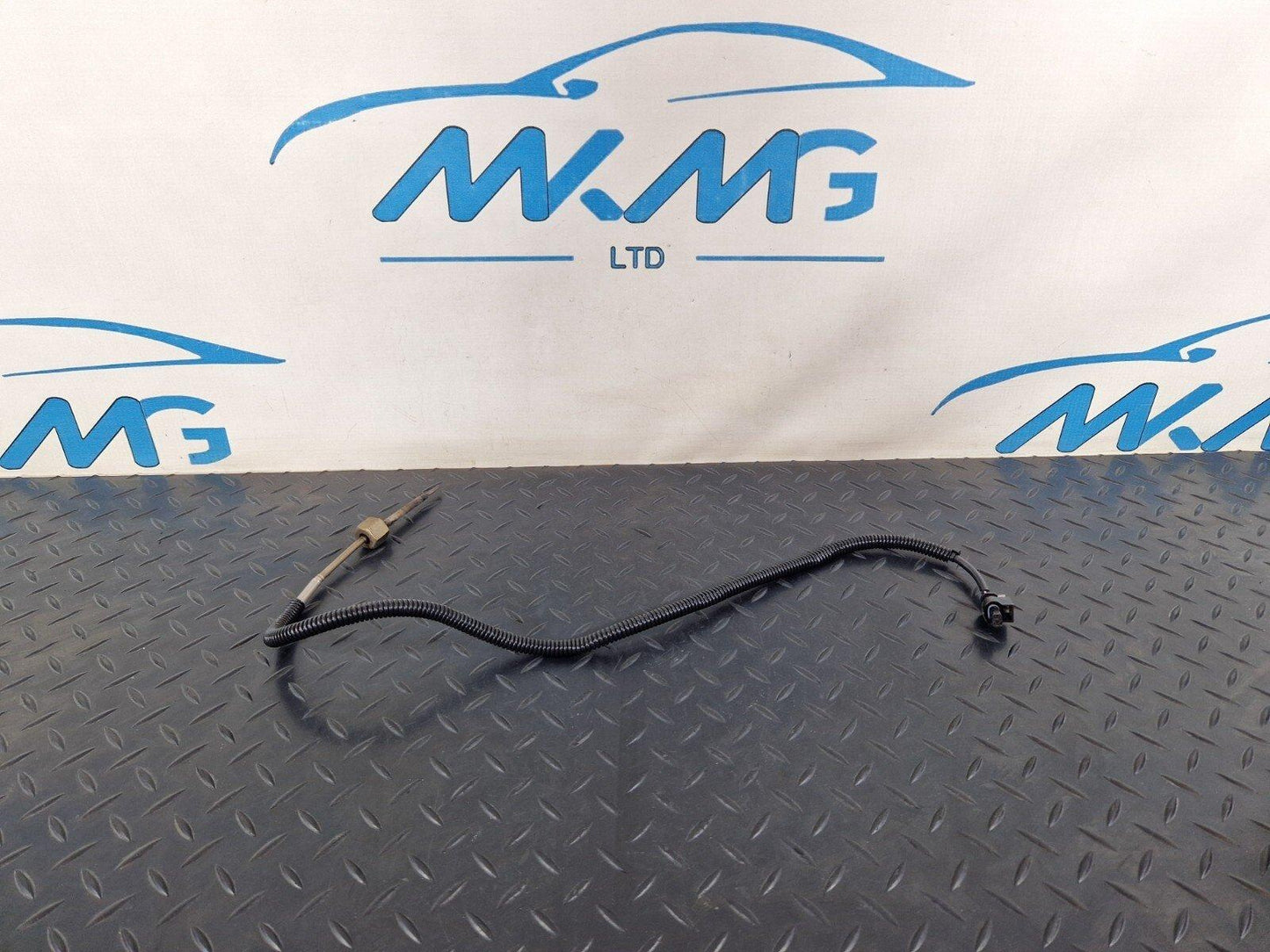 14-21 MERCEDES BENZ C300h W205 OEM EXHAUST GAS TEMPERATURE SENSOR A0009059705