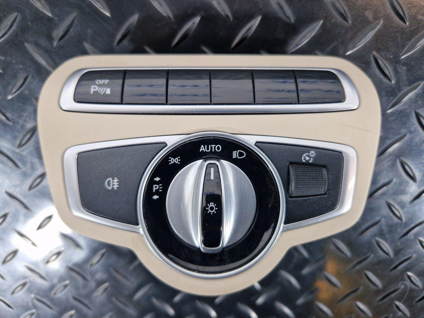 14-21 MERCEDES BENZ C350e W205 HEADLIGHTS & PDC CONTROL SWITCH A2059057007