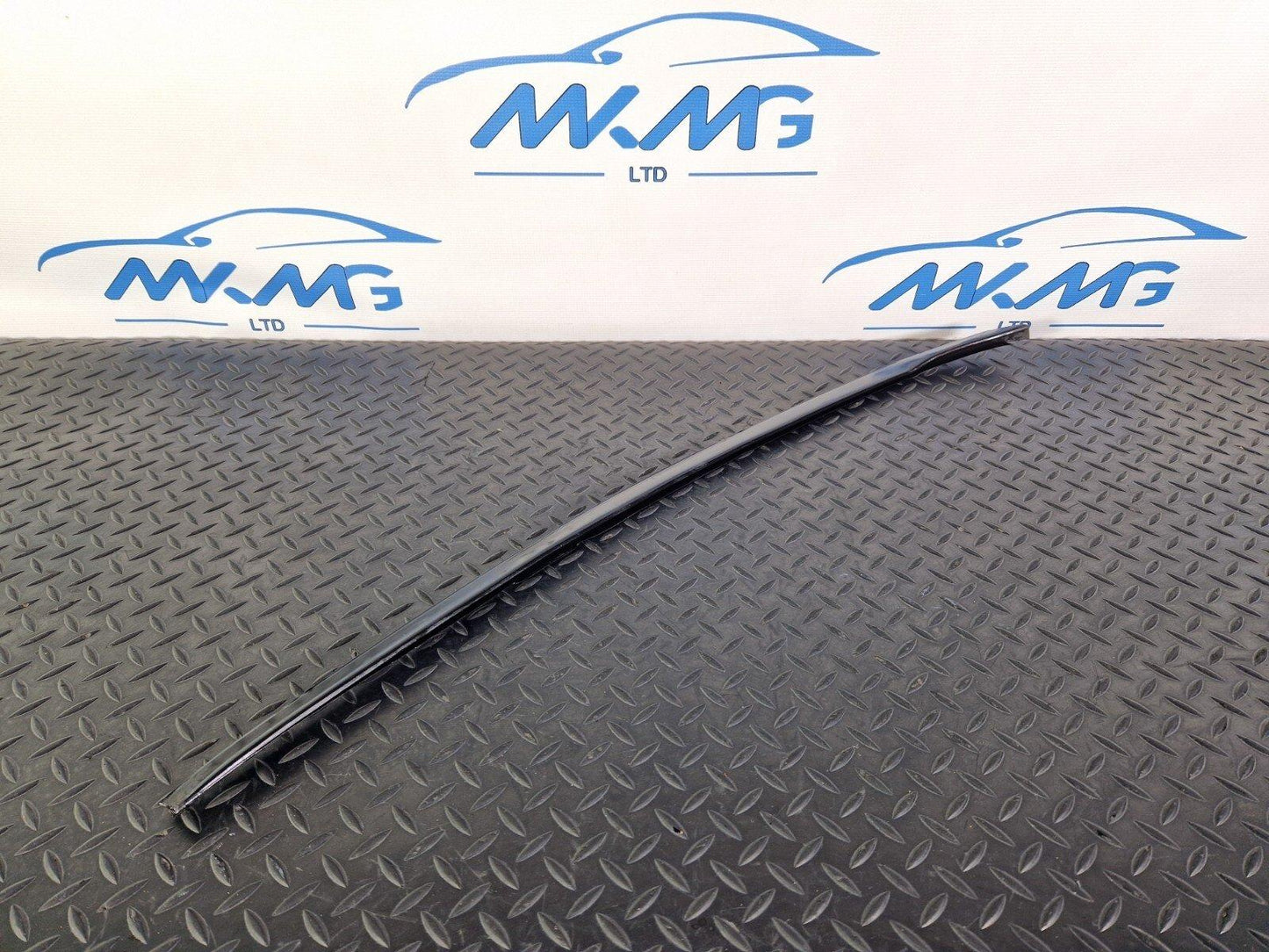 10-15 AUDI Q7 4L GENUINE OEM WINDSCREEN SIDE TRIM 4L0854327