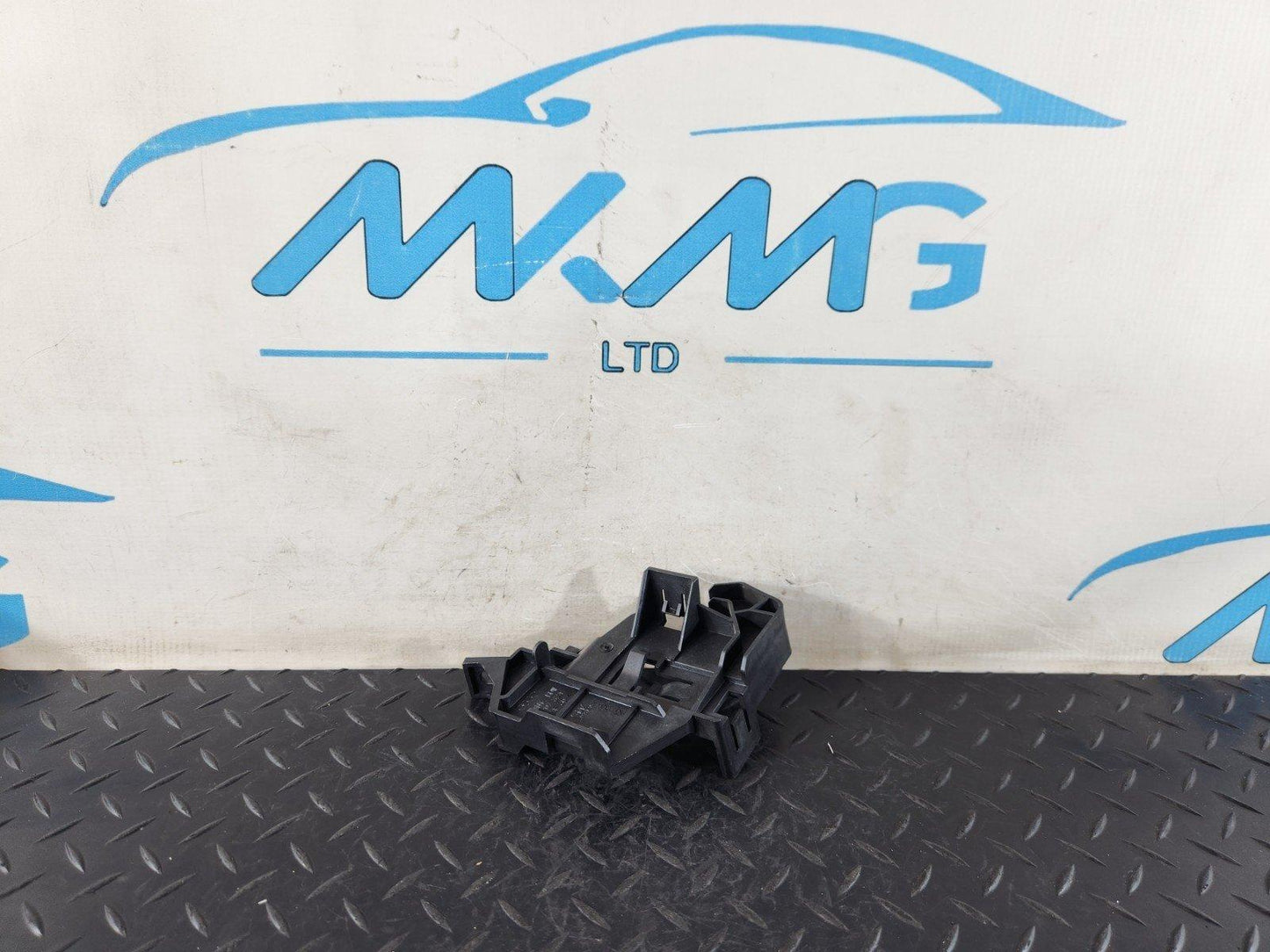 10-15 AUDI Q7 4L GENUINE CONTROL UNIT RETAINER BRACKET 4L2907324