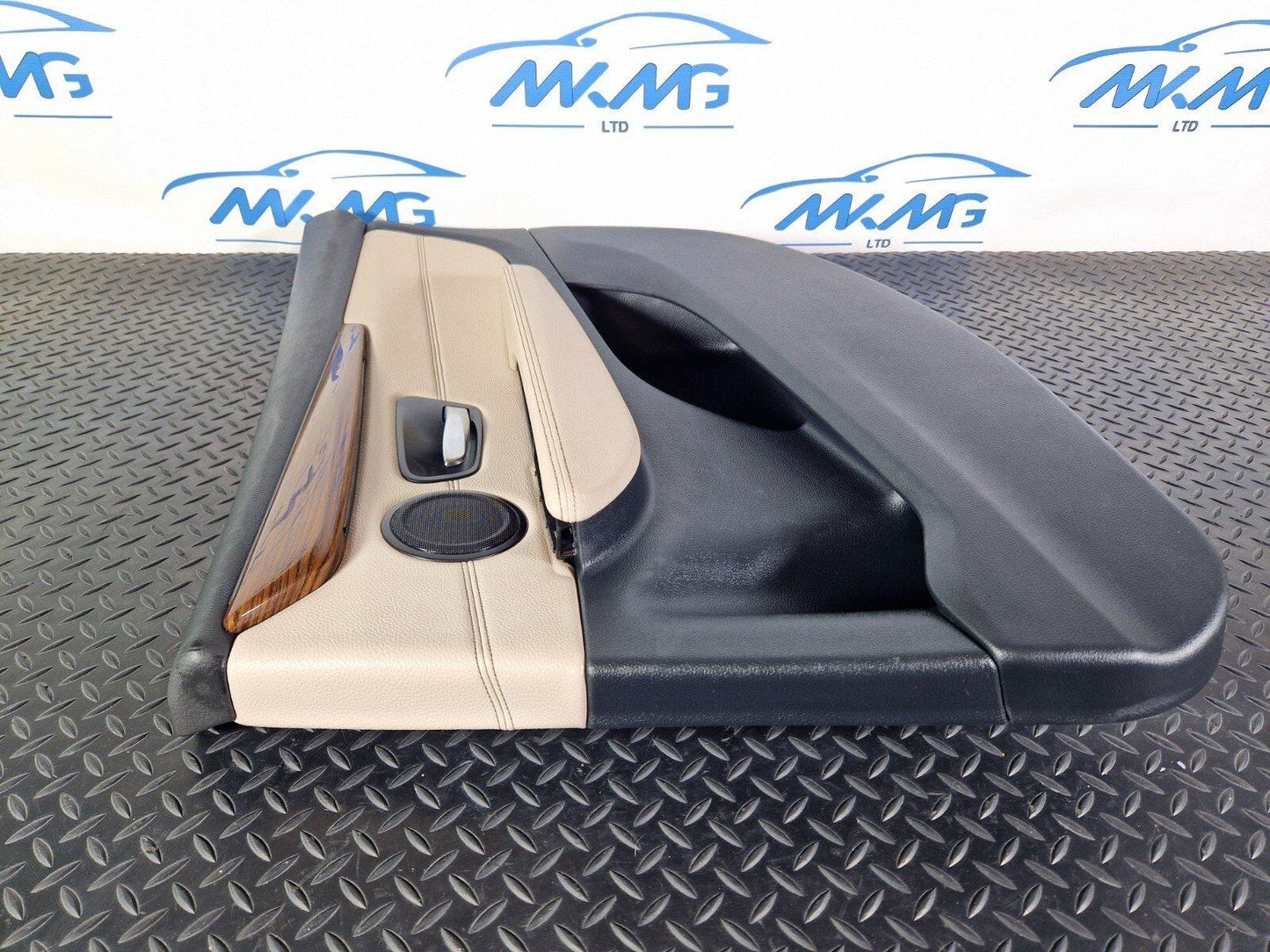 14-21 BMW 2 SERIES GRAN TOURER F46 GENUINE REAR RIGHT O/S DOOR CARD 7426538