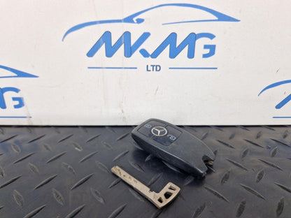 18-ON MERCEDES BENZ SPRINTER W907 SPRINTER KEY FOB REMOTE A2479052303