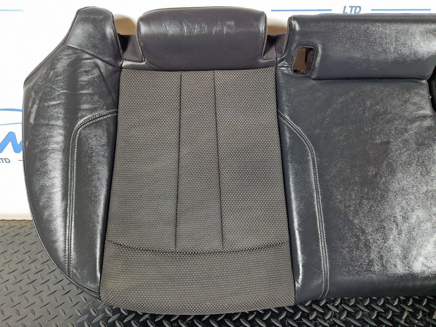 16-19 AUDI A4 B9 S-LINE GENUINE REAR HALF LEATHER SEAT BENTCH 8W0885375A