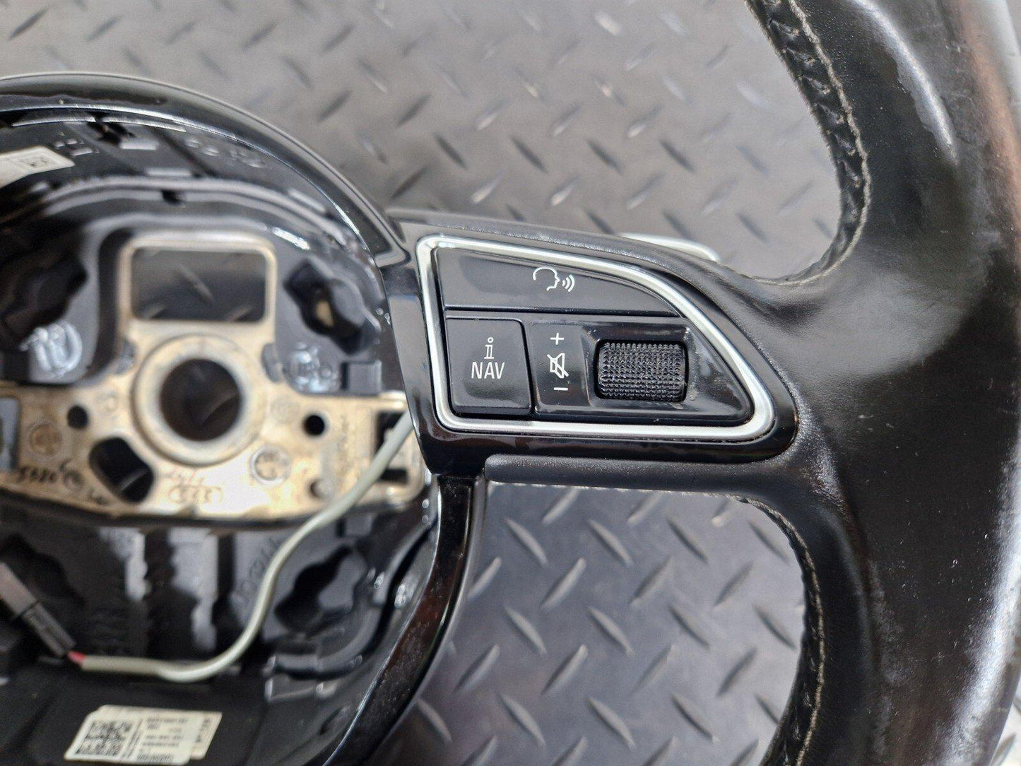 12-17 AUDI S5 CONVERTIBLE MULTIFUNCTION PADDLE SHIFT STEERING WHEEL 8K0419091BS