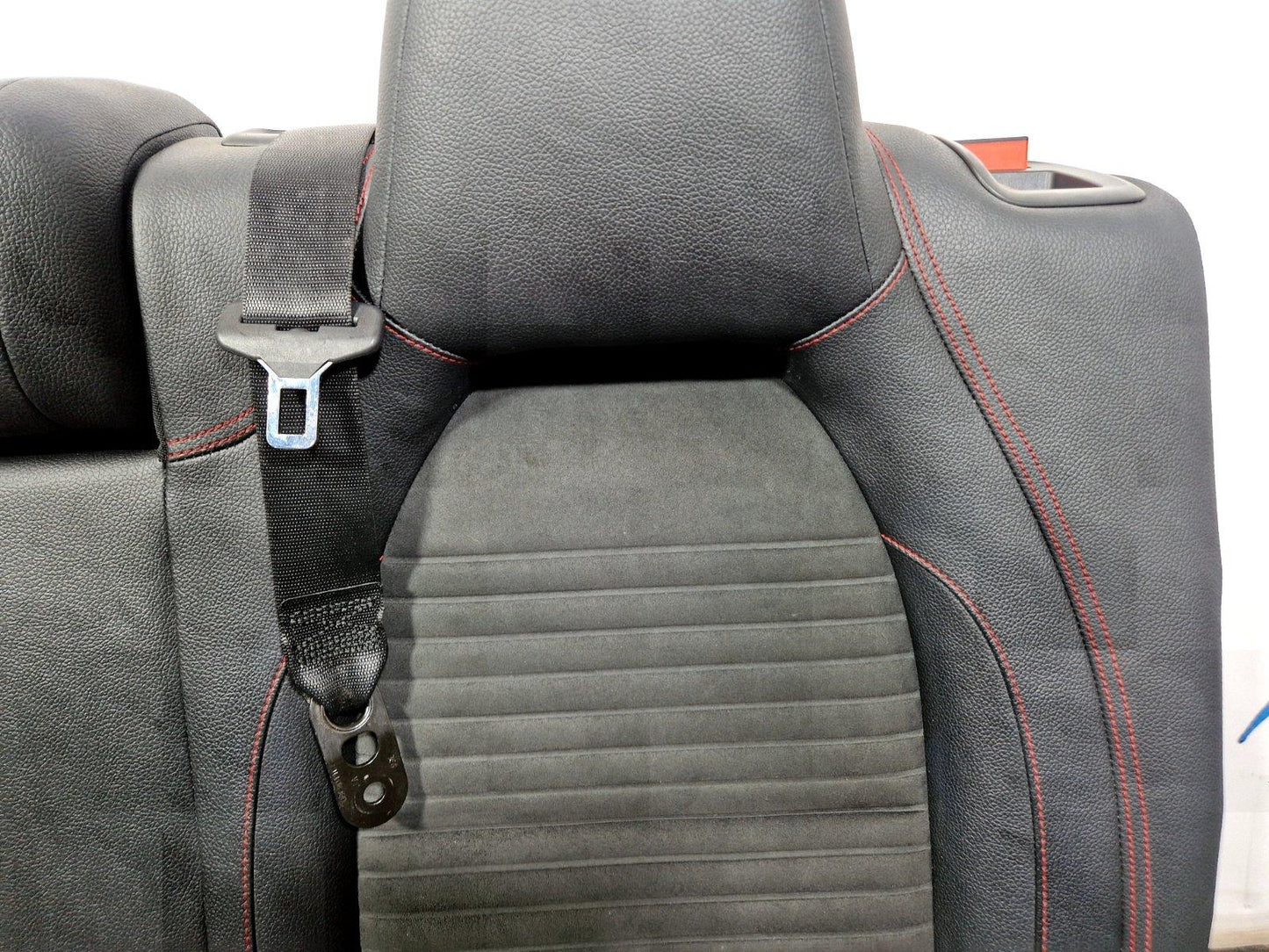 12-18 MERCEDES A CLA C117 W176 AMG REAR LEFT SIDE HALF LEATHER BACKREST SEAT