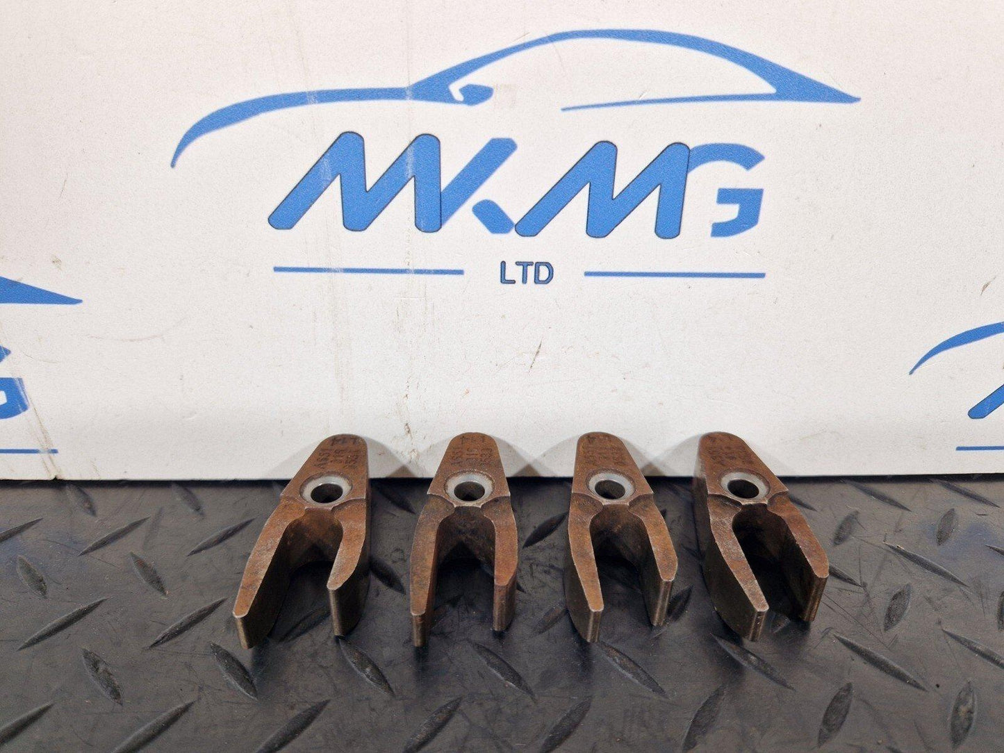 14-23 MERCEDES BENZ VITO W447 OEM INJECTOR CLAMP SET A6510160538
