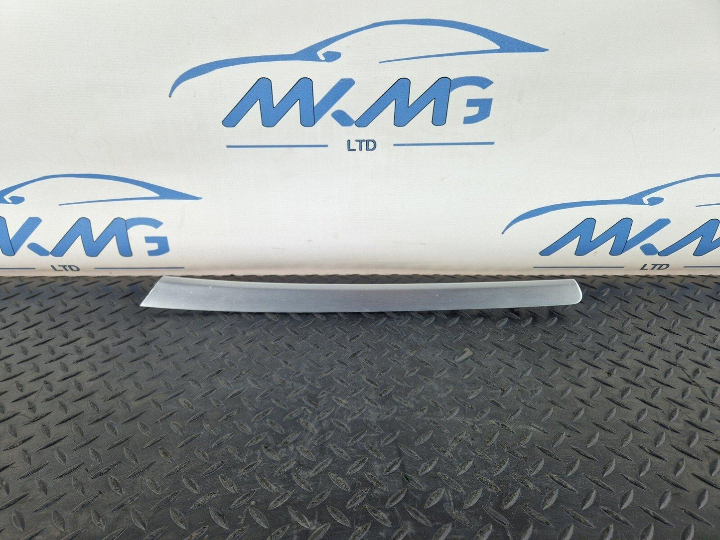 12-17 AUDI S5 CONVERTIBLE FRONT LEFT N/S PASSENGER SIDE DOOR TRIM 8T0867409