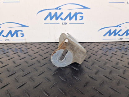 14-21 MERCEDES BENZ C200 W205 OEM MUFFLER MOUNT BRACKET HOLDER A2054921200
