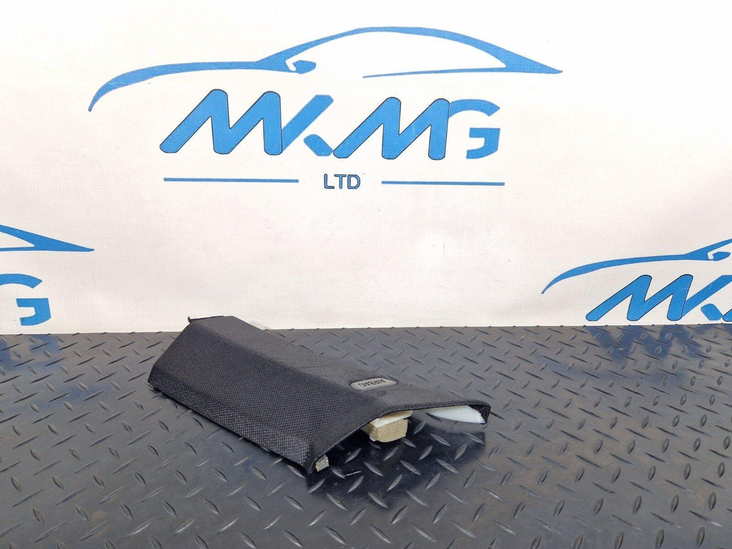 12-18 BMW 4 SERIES F36 LCI M-SPORT REAR RIGHT C PILLAR TRIM BLACK 8059306