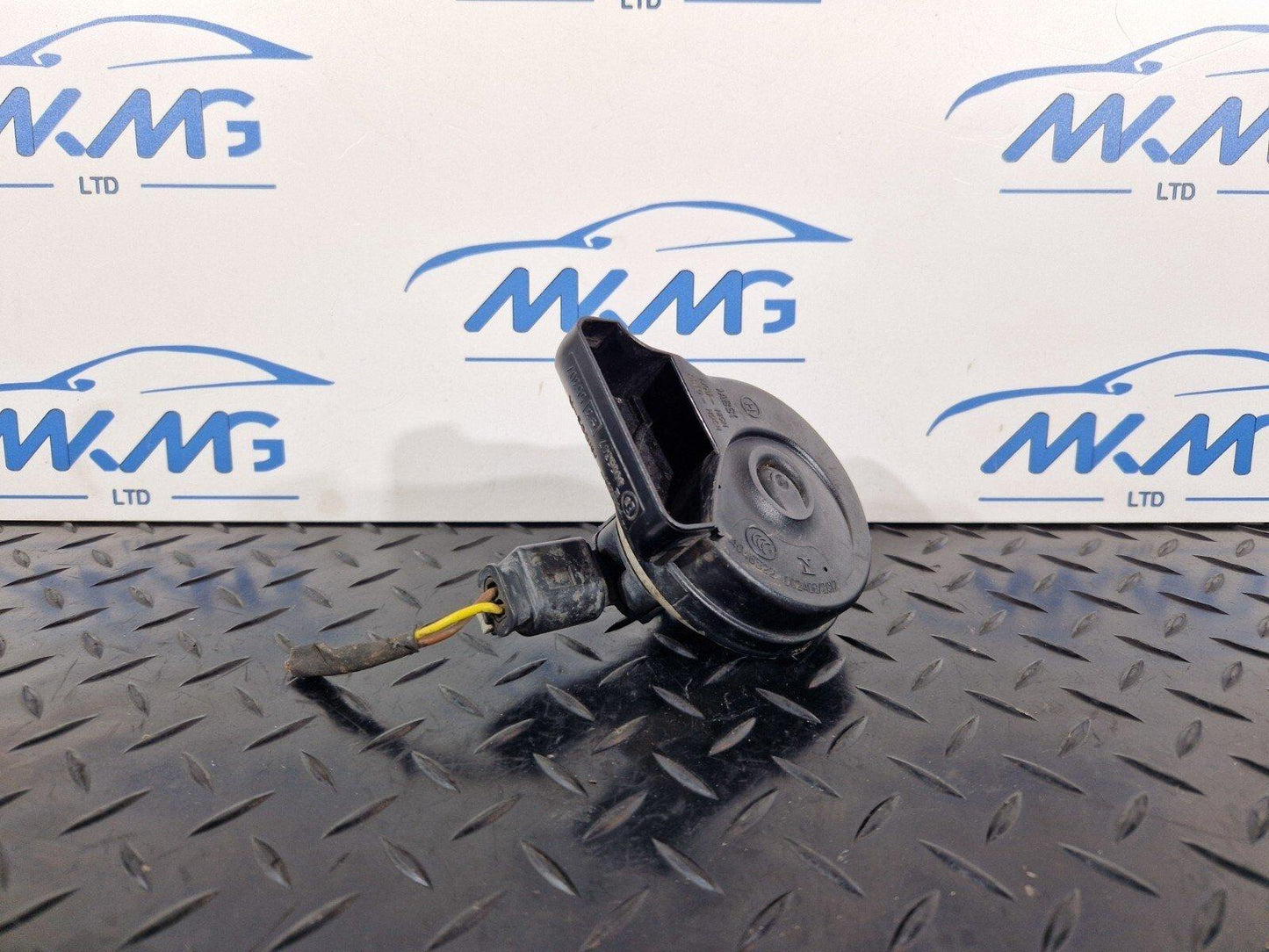 14-21 MERCEDES BENZ C350e W205 HORN SIGNAL TONE FRONT LEFT A2055420920