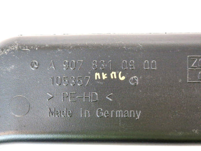18-ON MERCEDES BENZ SPRINTER W907 GENUINE CABIN AIR DUCT CHANNEL A9078310900