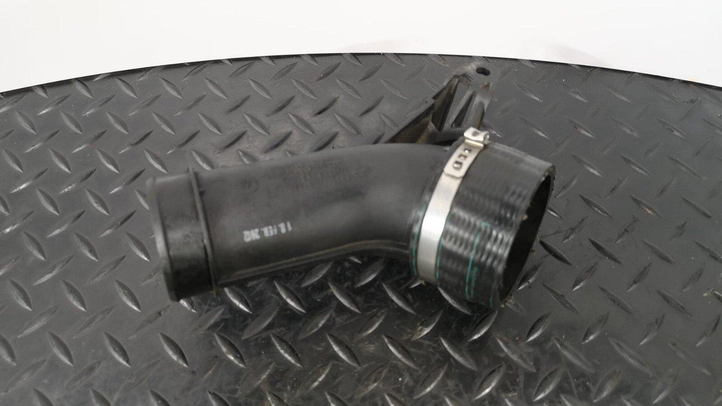11-16 BMW M5 F10 5-SERIES 4.4L V8 PETROL GENUINE AIR INTAKE HOSE 7843222 *B110