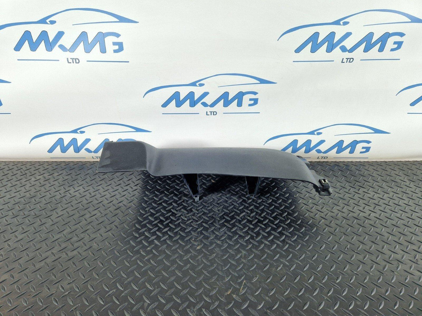 18-ON MERCEDES BENZ SPRINTER W907 DASHBOARD COVER INSTRUMENT PANEL A9106802600