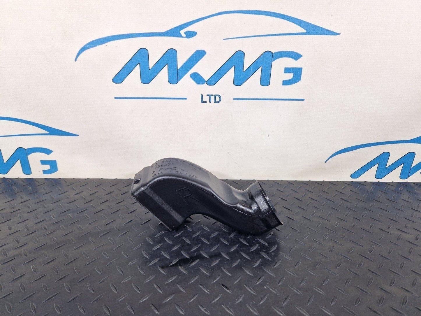 18ON MERCEDES BENZ SPRINTER W907 W910 RIGHT DRIVER SIDE AIR DUCT A9078304401