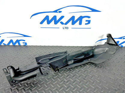 16-19 AUDI A4 B9 SALOON GENUINE RIGHT DRIVER SIDE WING PANEL SEAL 8W0821170