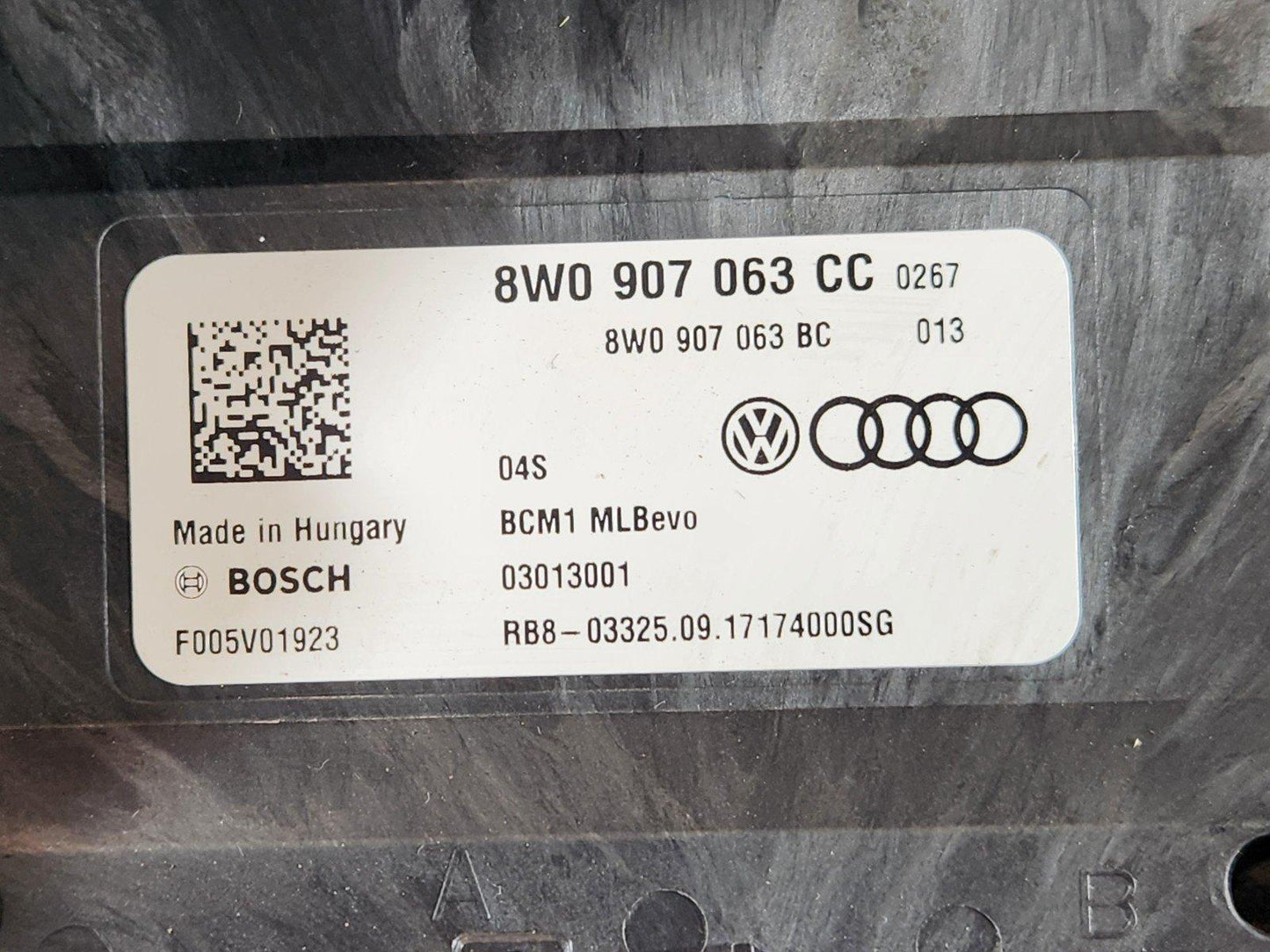 16-19 AUDI A4 B9 SPORT GENUINE OEM BODY COMFORT CONTROL MODULE ECU 8W0907063CC