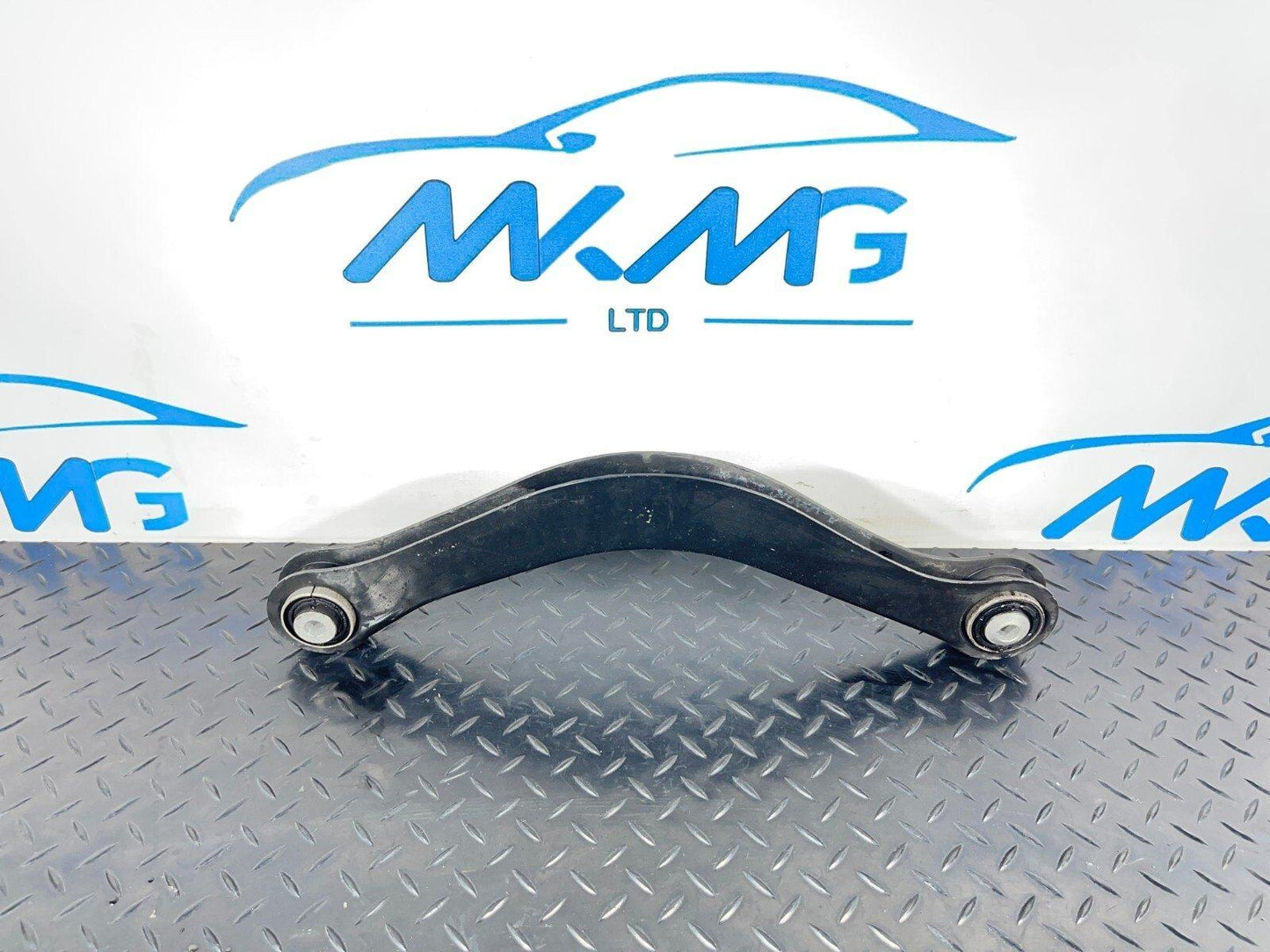 16-19 AUDI A4 B9 S-LINE QUATTRO WISHBONE UPPER CONTROL ARM REAR RIGHT 8W0505371E
